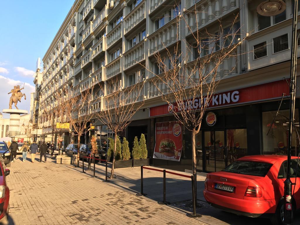 Square Vanilla Apartments Skopje Bagian luar foto