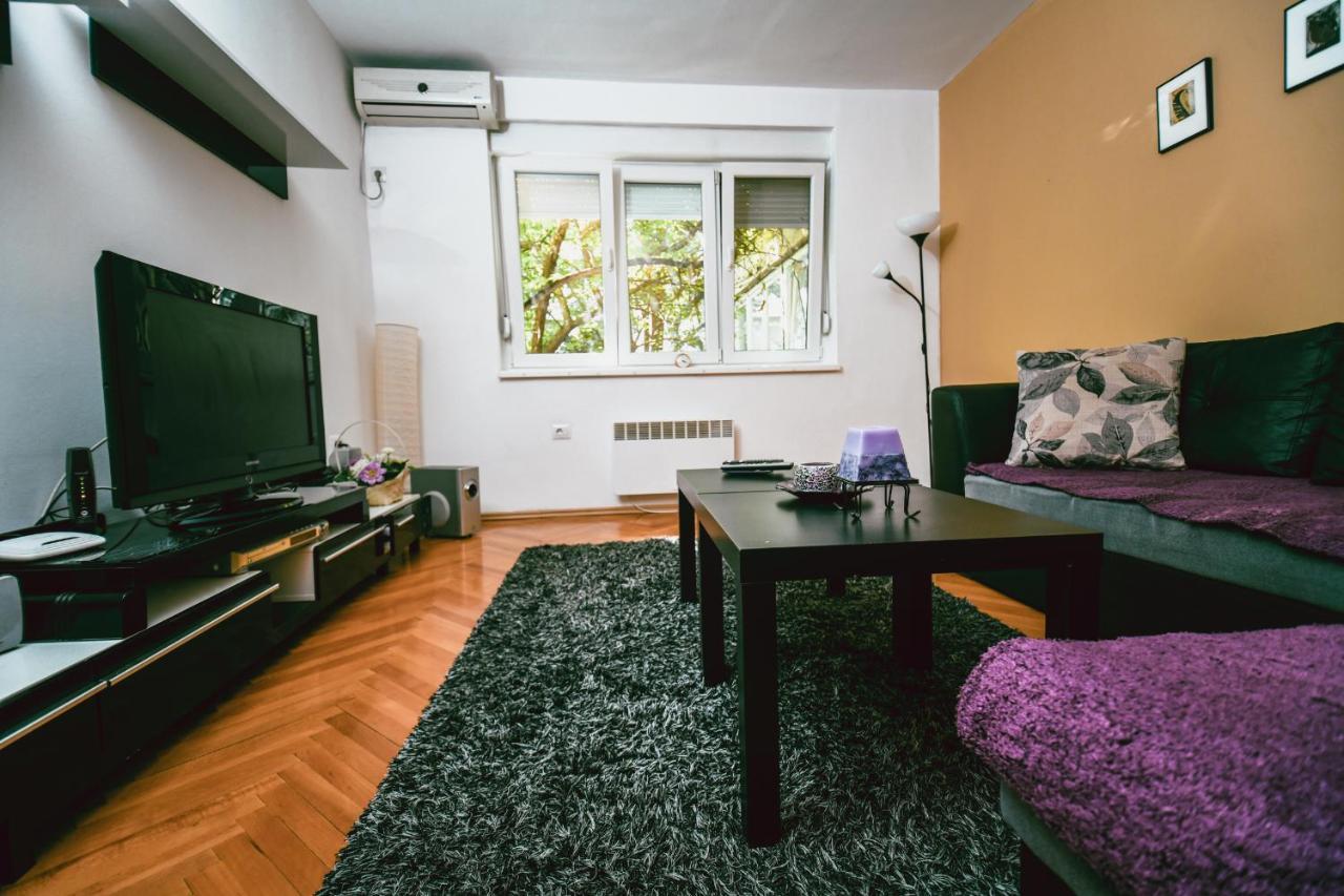 Square Vanilla Apartments Skopje Bagian luar foto