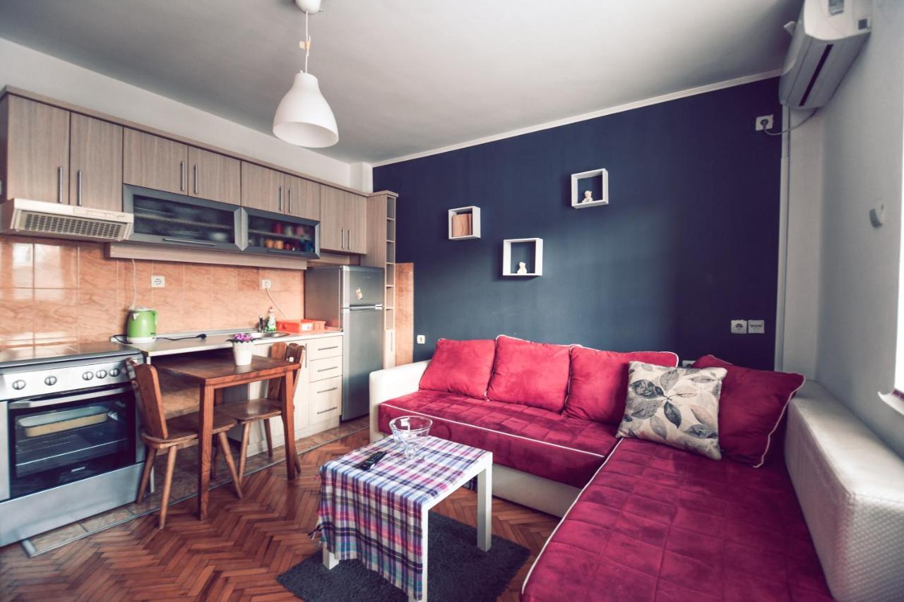 Square Vanilla Apartments Skopje Bagian luar foto