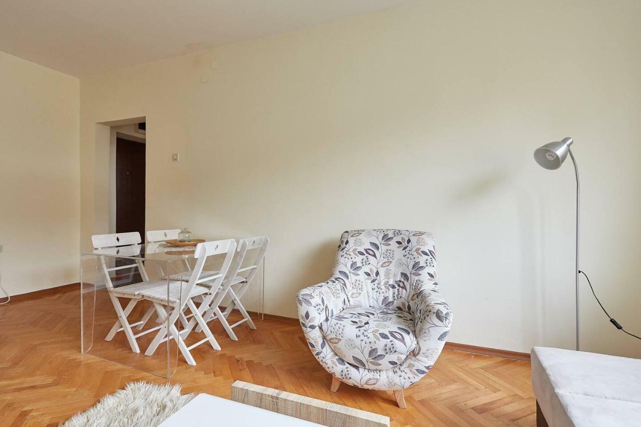 Square Vanilla Apartments Skopje Bagian luar foto