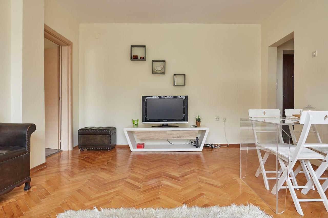 Square Vanilla Apartments Skopje Bagian luar foto