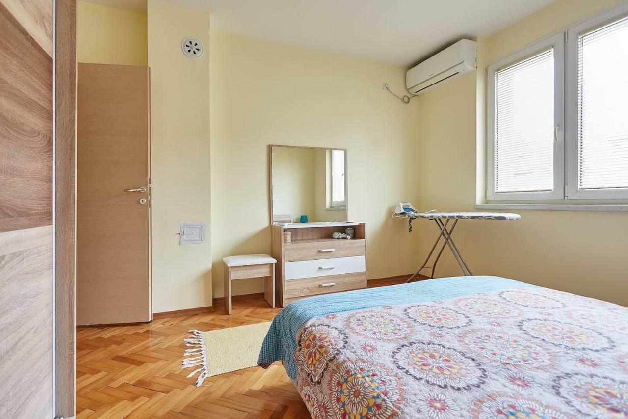 Square Vanilla Apartments Skopje Bagian luar foto